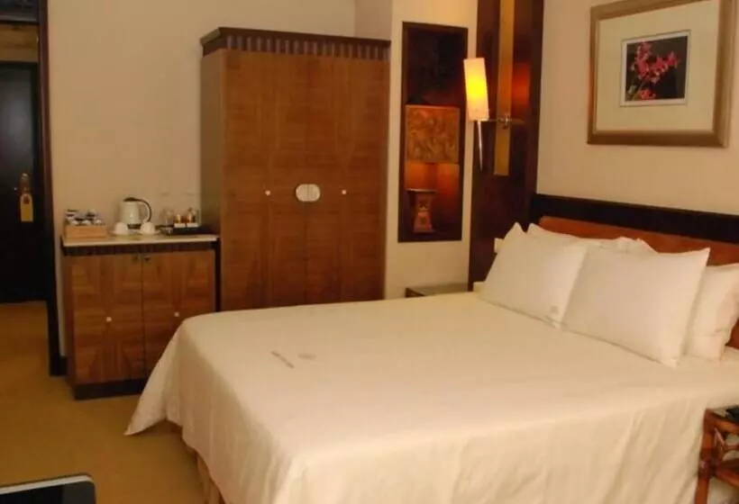 בית מלון כפרי Kande Club