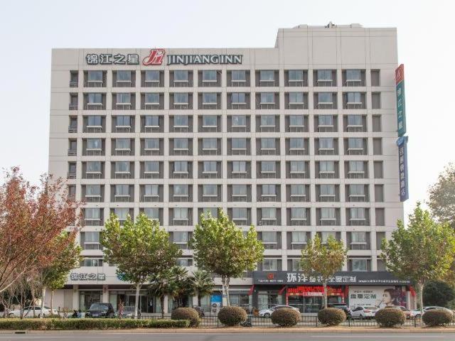 בית מלון כפרי Jinjiang Inn Zhenjiang Suzhou University Suning Plaza