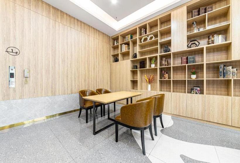 Starway Hotel Taizhou Jiangzhou Nan Road