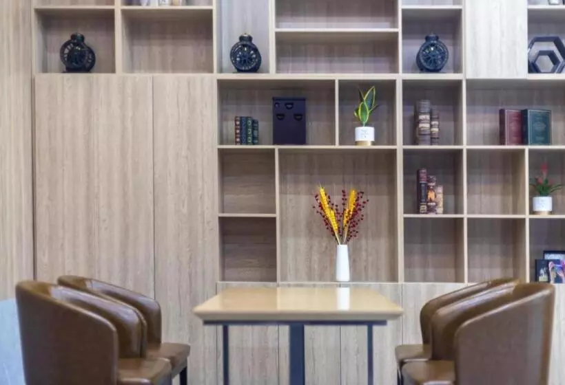 Starway Hotel Taizhou Jiangzhou Nan Road