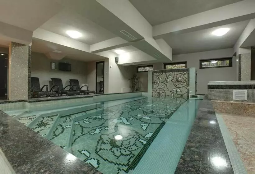 Vila 6ato Hotel & Wellnes