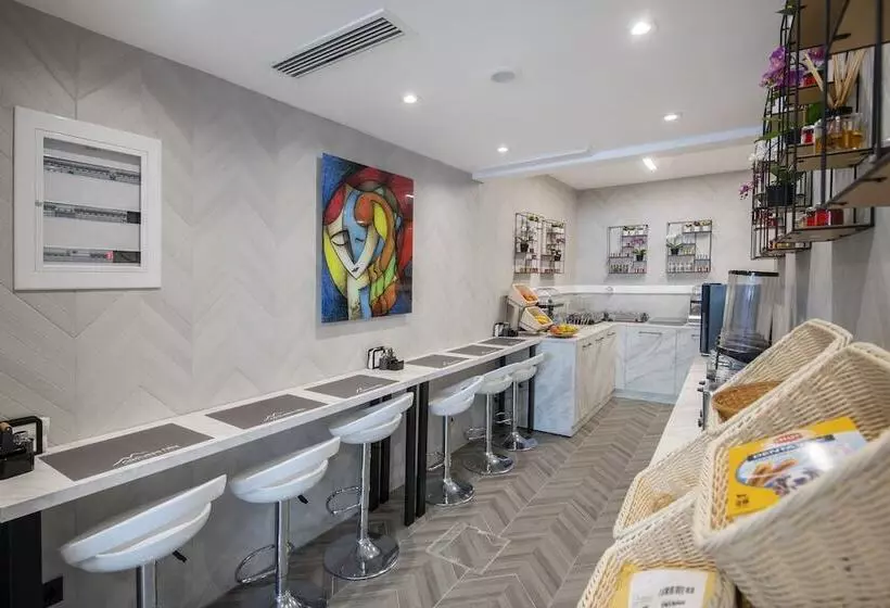 Central Boutique Hotel By Naoussa Hills Adults Only