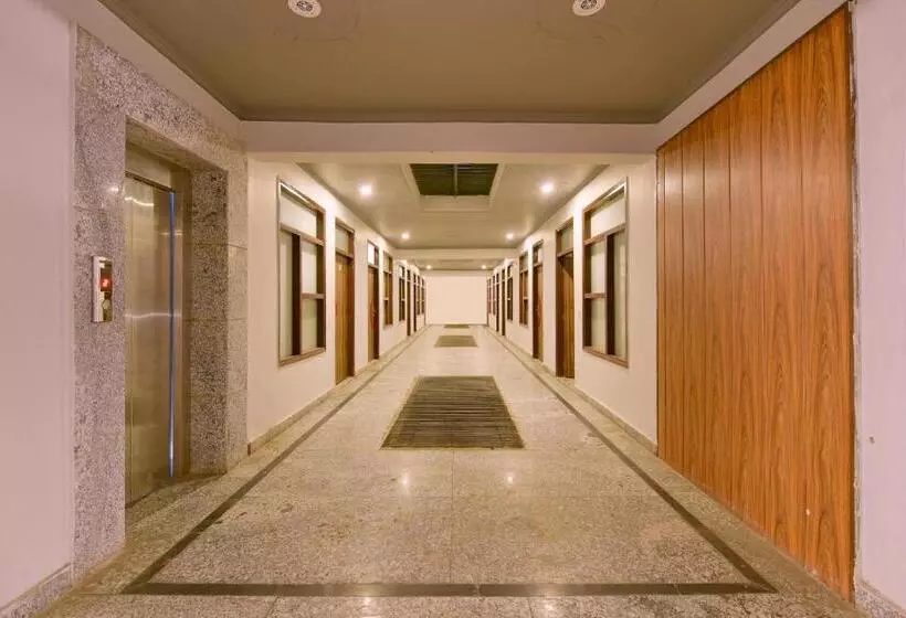 Collection O Hotel Ratiram Palace