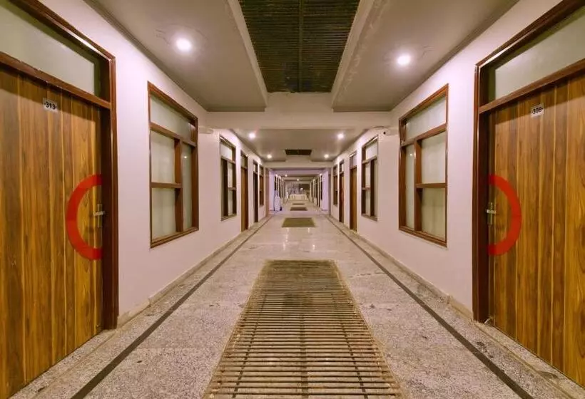 Collection O Hotel Ratiram Palace