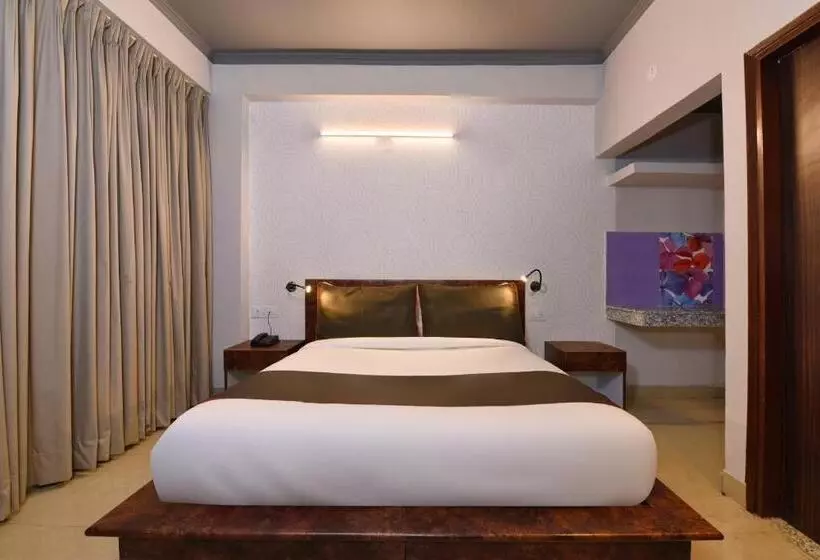 Collection O Hotel Ratiram Palace