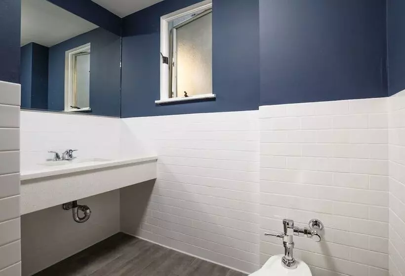 Hostelli Lamartine Chelsea