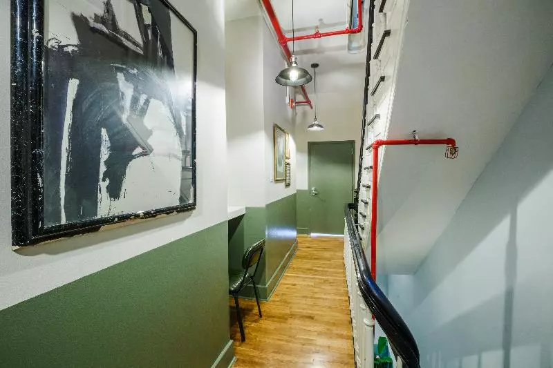 Hostelli Lamartine Chelsea