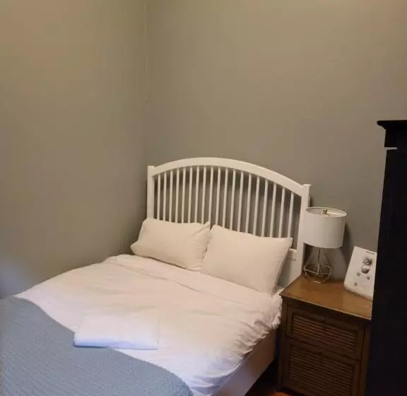 Hostelli Lamartine Chelsea