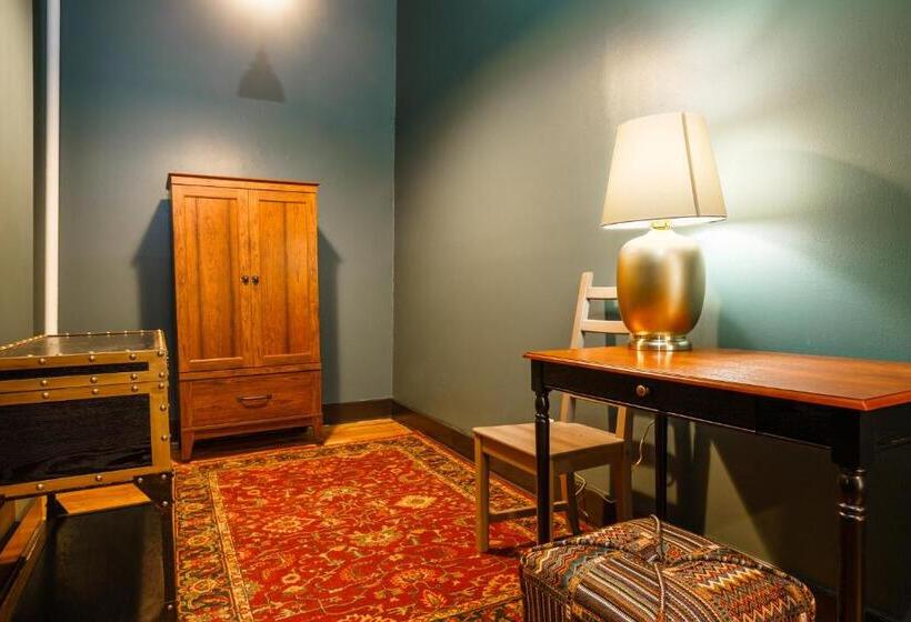 여관 Lamartine Chelsea