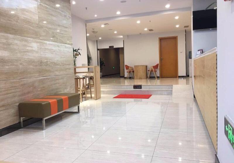 Hotel 7days Premium Yibin Laiyin River