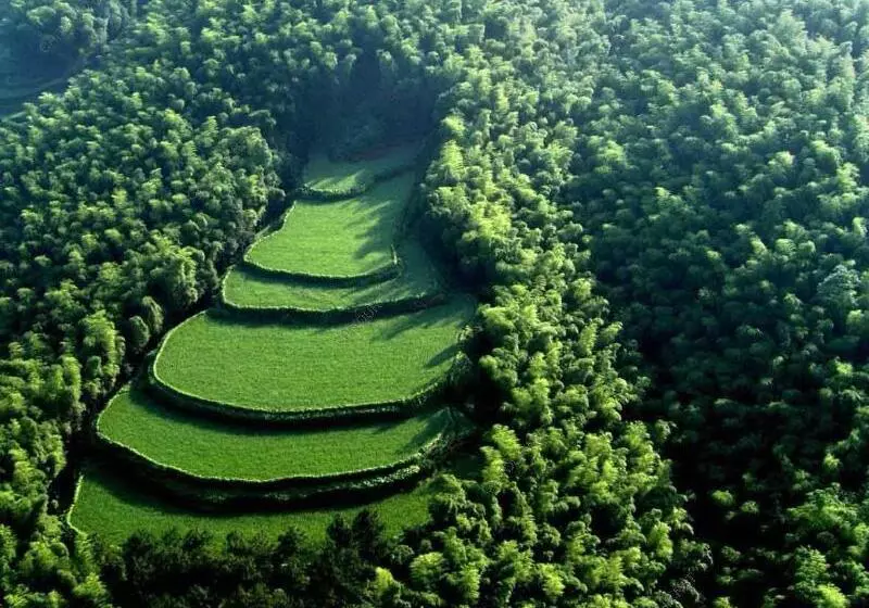 Hotelli 7days Premium Yibin Laiyin River