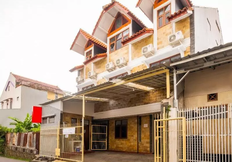 هتل Bakung Residence