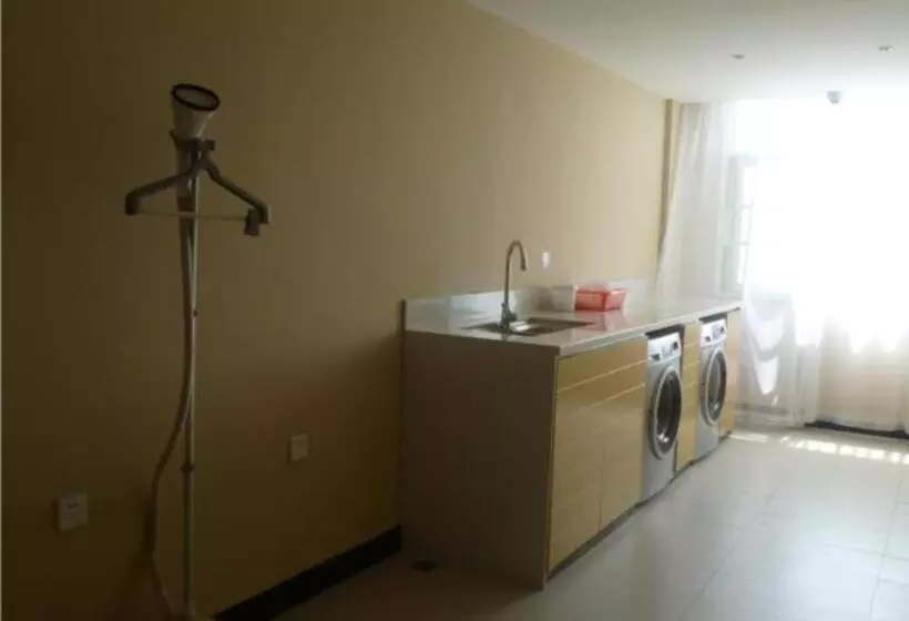 Hotelli City Comfort Inn Jingmen Jingshan Passenger Station