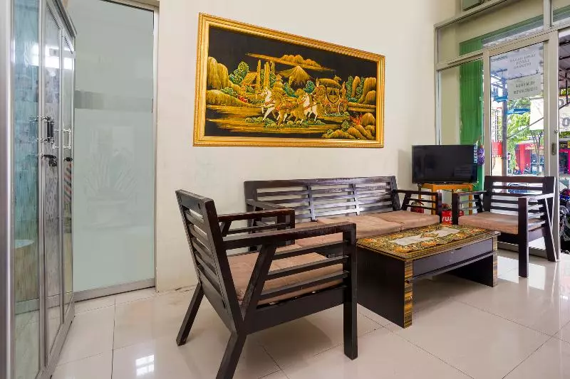 Hotelli Graha Balfas Syariah By Oyo Rooms