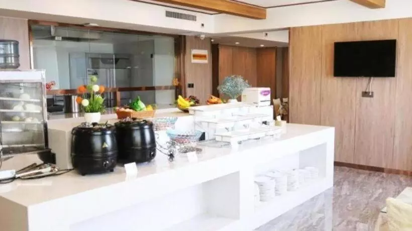 ホテル Greentree Inn Express Laizhou Bus Station Wenhua Xi Street