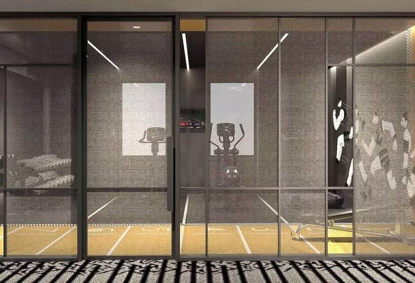 هتل Ibis Surabaya Tidar