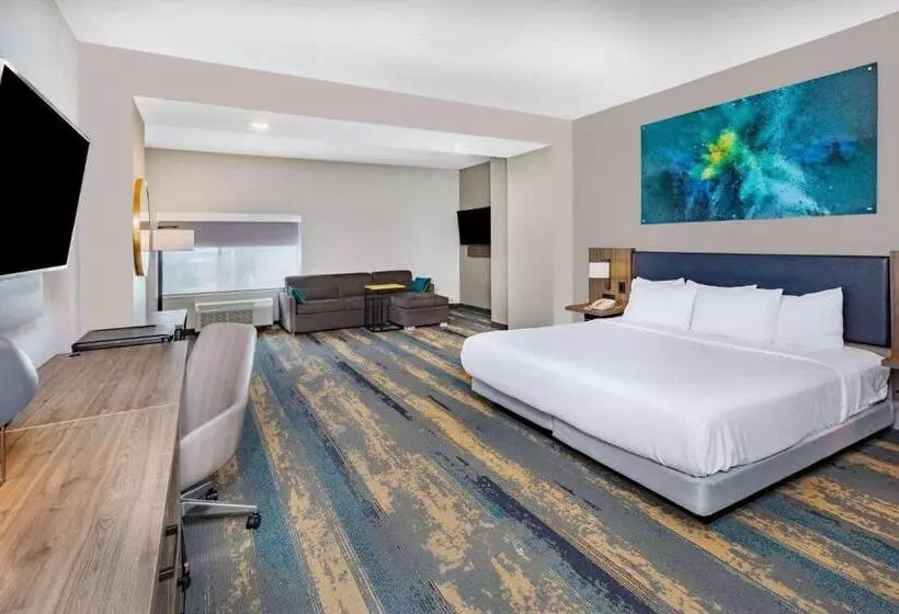 Hotelli La Quinta Inn & Suites By Wyndham Galveston North At I 45