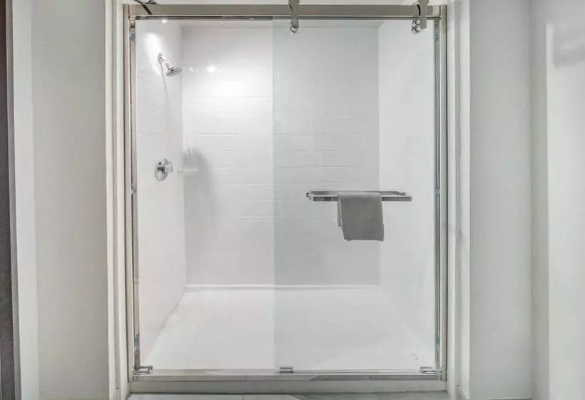 Hotelli La Quinta Inn & Suites By Wyndham Galveston North At I 45