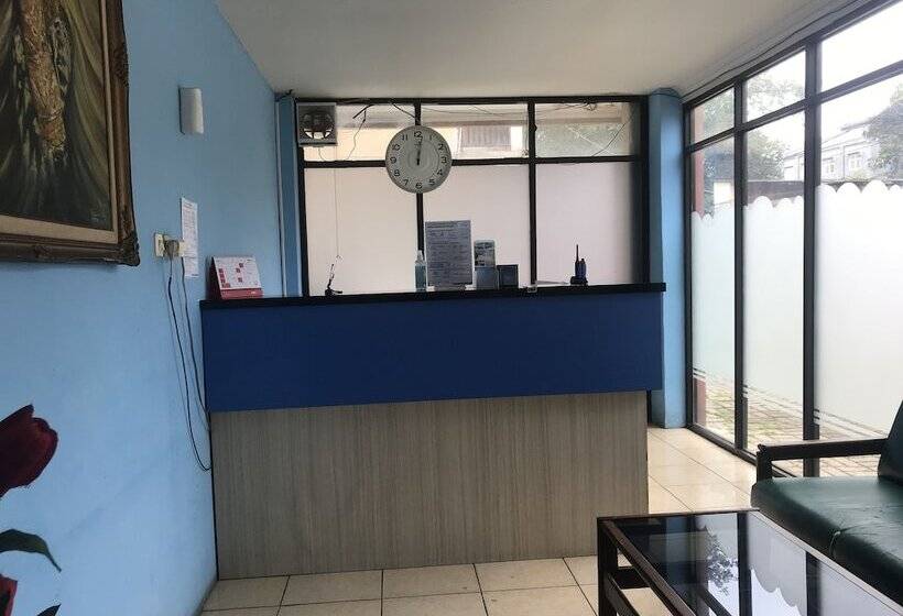 Отель Oyo 3747 Comfort Residence