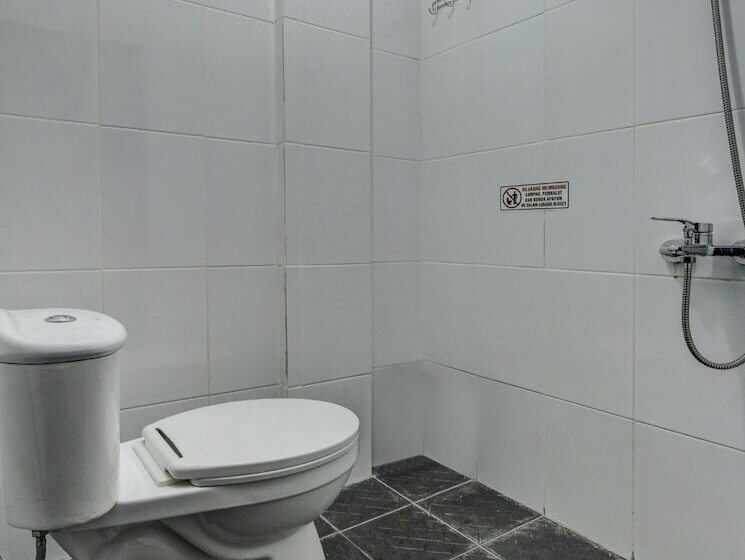 Отель Palembang Residence By Oyo Room