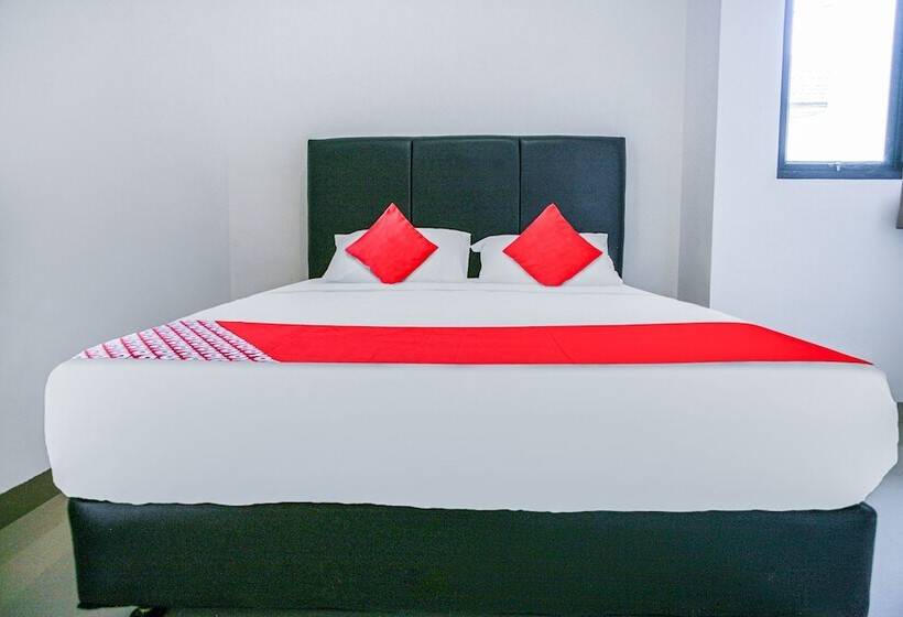 בית מלון כפרי Pasir Padi Inn Syariah  By Oyo Rooms