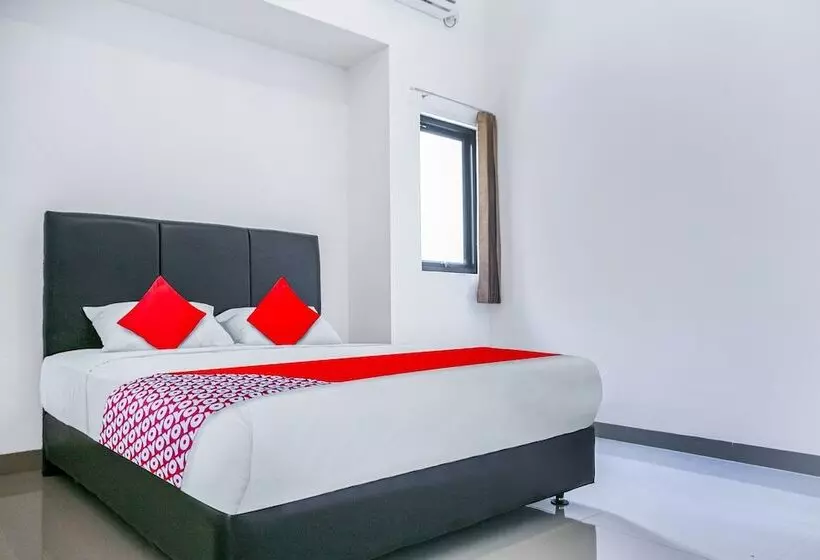 Hotelli Pasir Padi Inn Syariah  By Oyo Rooms