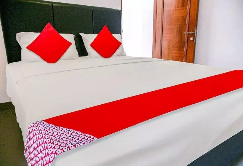 Hotelli Pasir Padi Inn Syariah  By Oyo Rooms