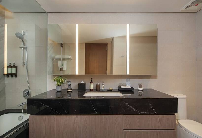 בית מלון כפרי Somerset Central Salcedo Makati