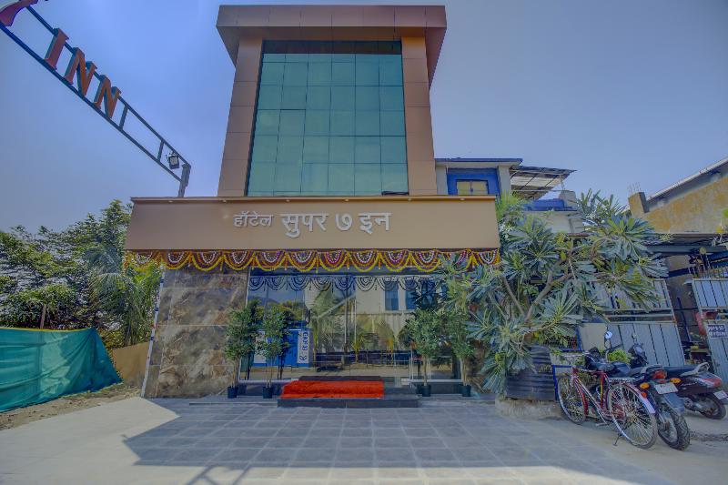 ホテル Fabexpress Super 7 Inn Nr Rabale Station