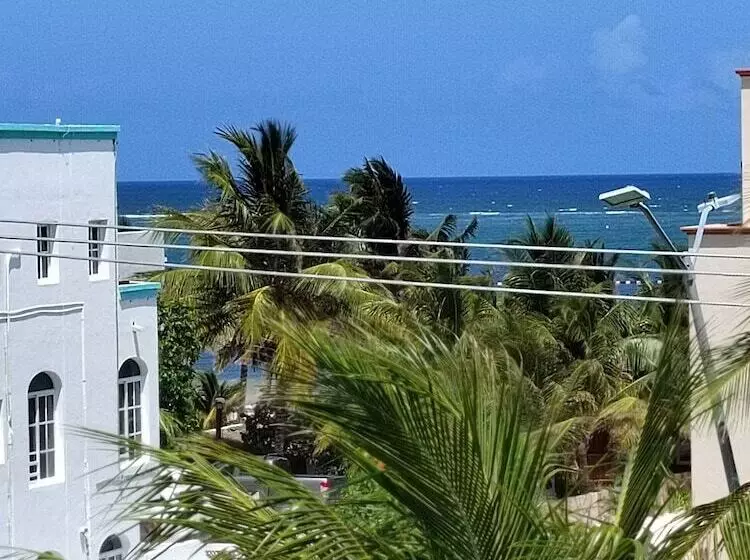 Hotelli Cabañas Puerto Morelos