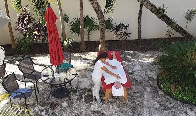 Hotelli Cabañas Puerto Morelos