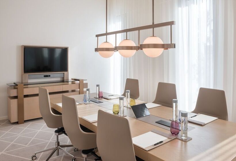 בית מלון כפרי Palace Beach Resort Fujairah