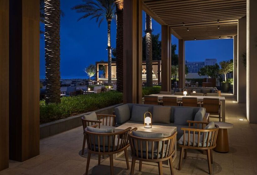 בית מלון כפרי Palace Beach Resort Fujairah