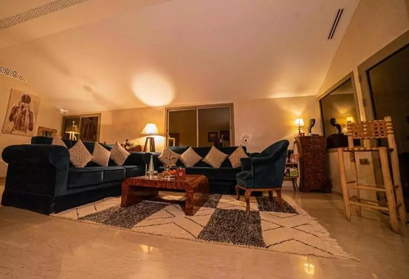 Hotelli Sumahan Suites & Spa