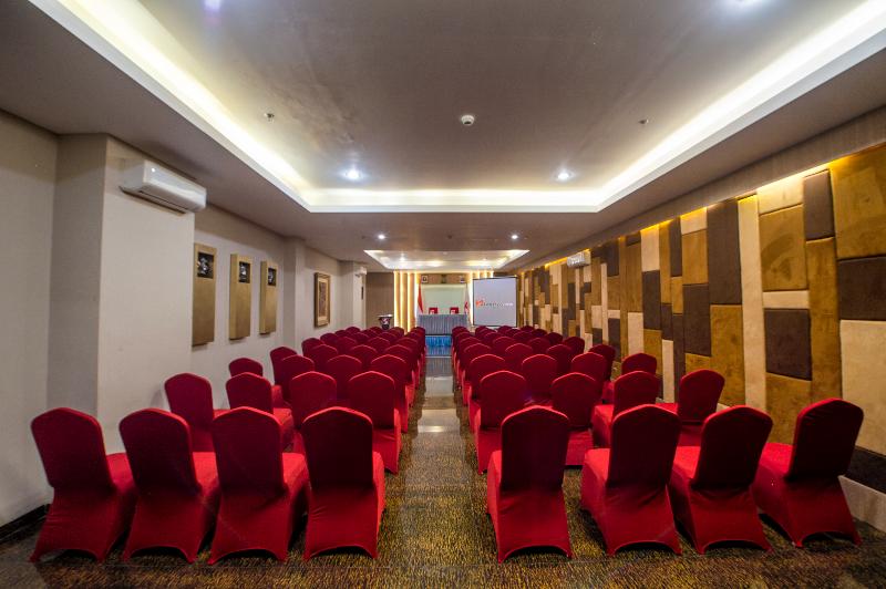 فندق Swissbelcourt Kupang