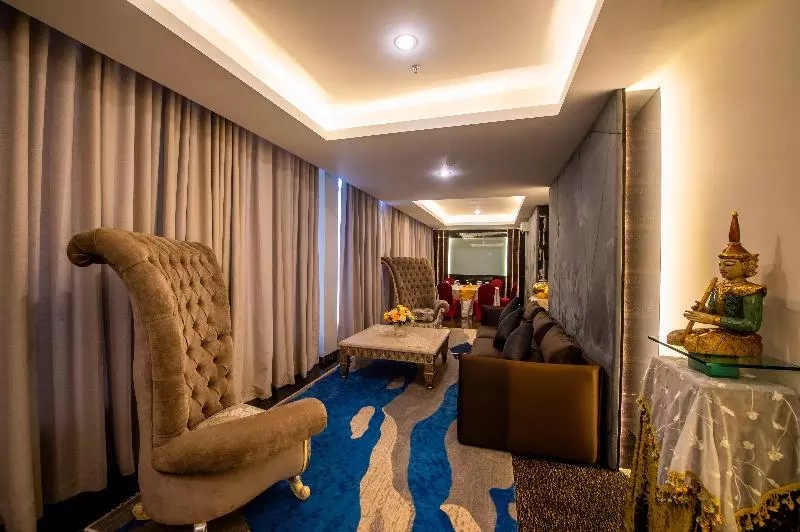 ホテル Swissbelcourt Kupang