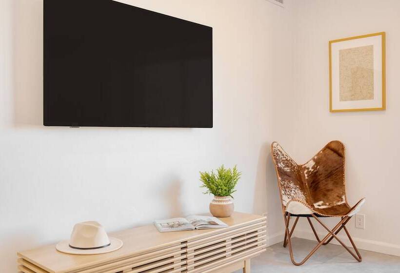 Lava Rocks By Avantstay Gorgeous Desert Haven W Pool Hot Tub Fire Pit Ping Pong