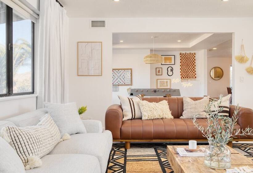 Lava Rocks By Avantstay Gorgeous Desert Haven W Pool Hot Tub Fire Pit Ping Pong