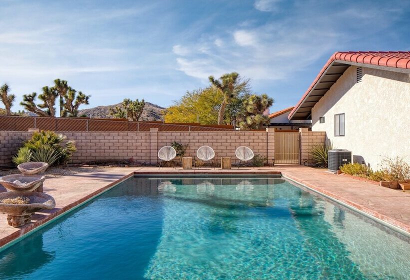 Lava Rocks By Avantstay Gorgeous Desert Haven W Pool Hot Tub Fire Pit Ping Pong