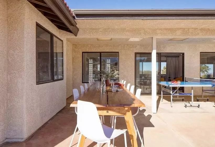 Lava Rocks By Avantstay Gorgeous Desert Haven W Pool Hot Tub Fire Pit Ping Pong