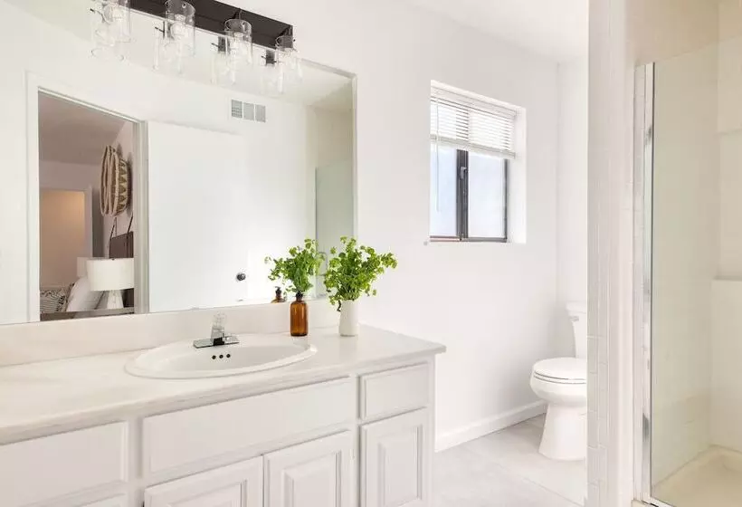 Lava Rocks By Avantstay Gorgeous Desert Haven W Pool Hot Tub Fire Pit Ping Pong