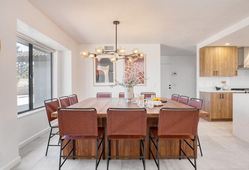 Lava Rocks By Avantstay Gorgeous Desert Haven W Pool Hot Tub Fire Pit Ping Pong