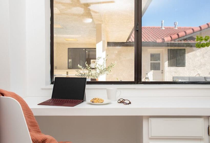 Lava Rocks By Avantstay Gorgeous Desert Haven W Pool Hot Tub Fire Pit Ping Pong