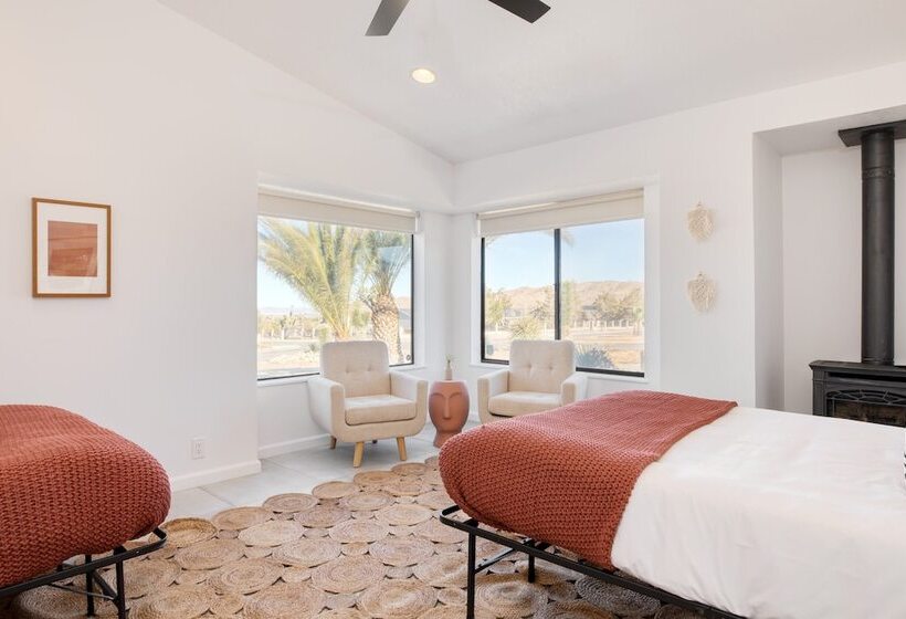 Lava Rocks By Avantstay Gorgeous Desert Haven W Pool Hot Tub Fire Pit Ping Pong