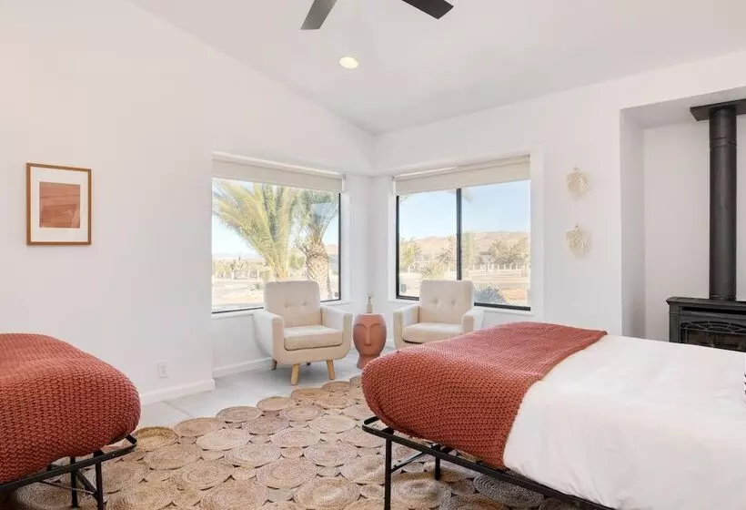 Lava Rocks By Avantstay Gorgeous Desert Haven W Pool Hot Tub Fire Pit Ping Pong