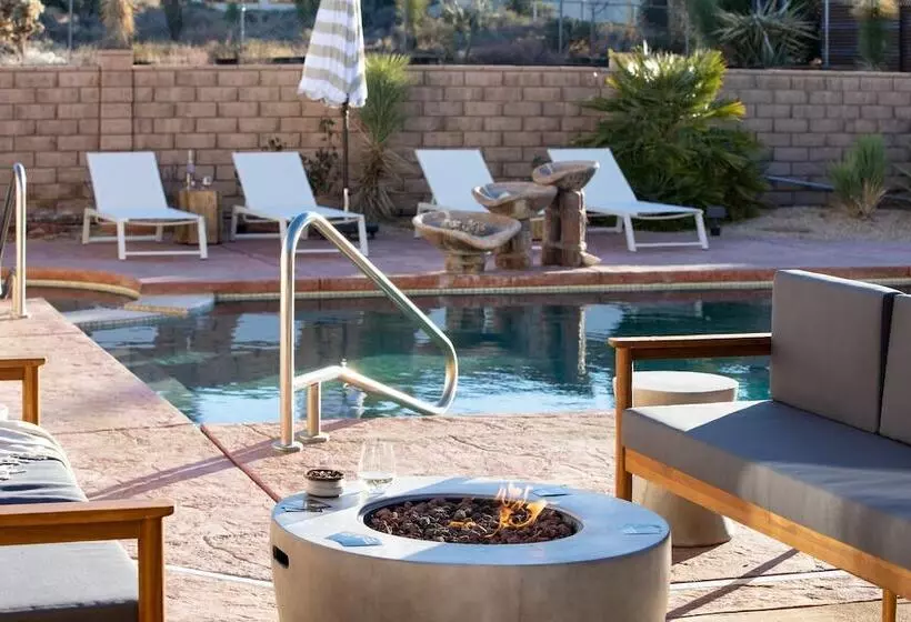 Lava Rocks By Avantstay Gorgeous Desert Haven W Pool Hot Tub Fire Pit Ping Pong
