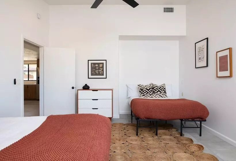 Lava Rocks By Avantstay Gorgeous Desert Haven W Pool Hot Tub Fire Pit Ping Pong