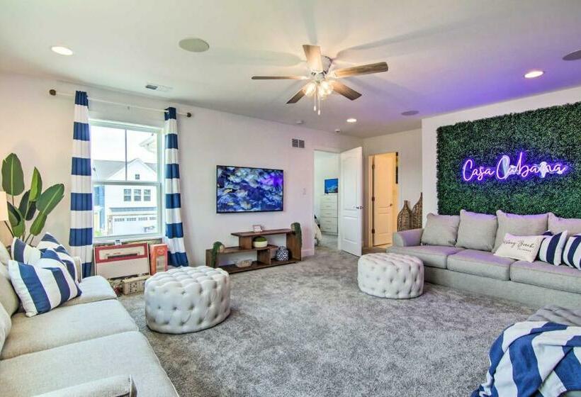 Ocean View Home With Beach Shuttle, 5 Mi To Coast!