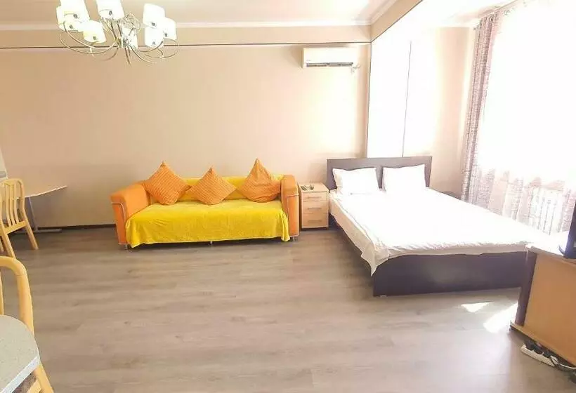 Orange Apartment With Panoramic View