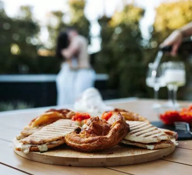 Aamiaismajoitus (B&B) Daline Holiday Rooms